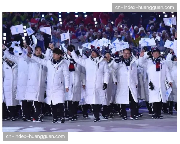 前奥运冠军、现国际奥委会委员史蒂文·洛佩兹出席青年论坛 前奥运冠军、现国际奥委会委员史蒂文·洛佩兹出席青年论坛